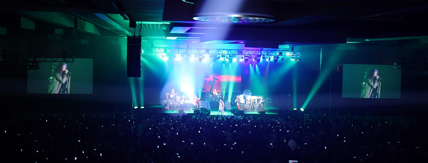 EXPERIENCE THE THRILLING PERFORMANCES